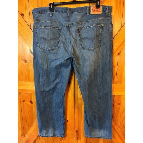 LEVI STRAUSS 559 Mens Relaxed Fit Medium Wash Jeans Size 46x30 (5103) - Picture 6 of 12